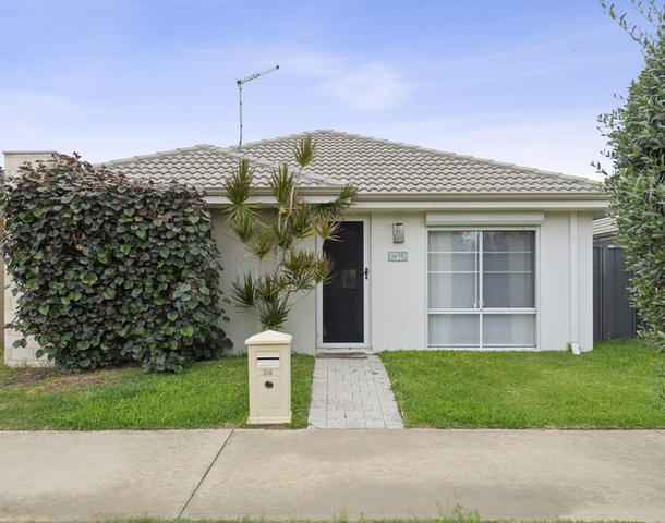 34 Bottlenose Circuit, Waikiki WA 6169