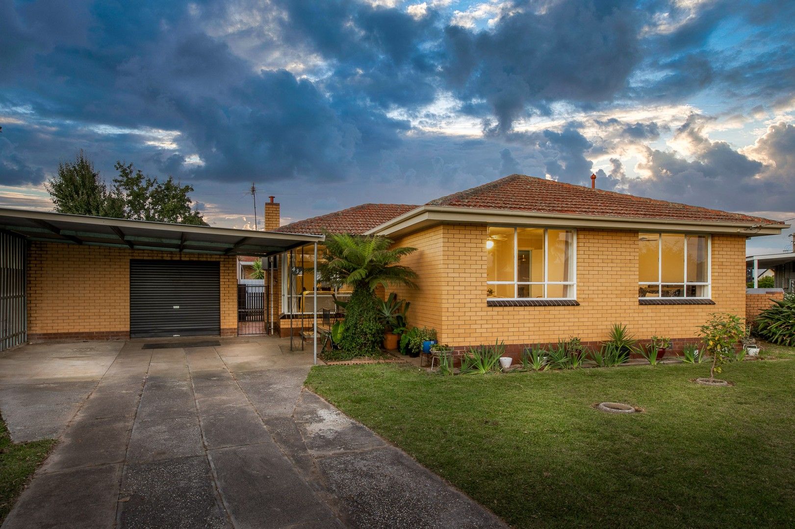 3 bedrooms House in 434 Strang Place LAVINGTON NSW, 2641