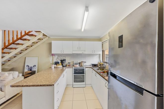 52/30 Sportsman Avenue Mermaid Beach 4218 - Image 5