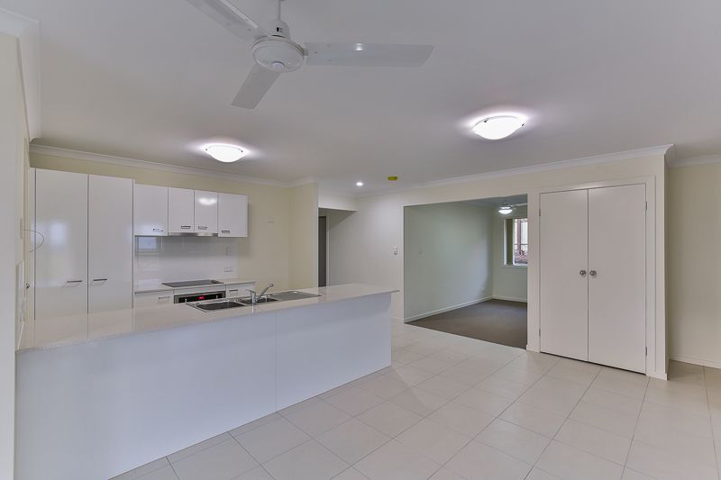 17 Cassidy Terrace, Mount Kynoch QLD 4350, Image 0