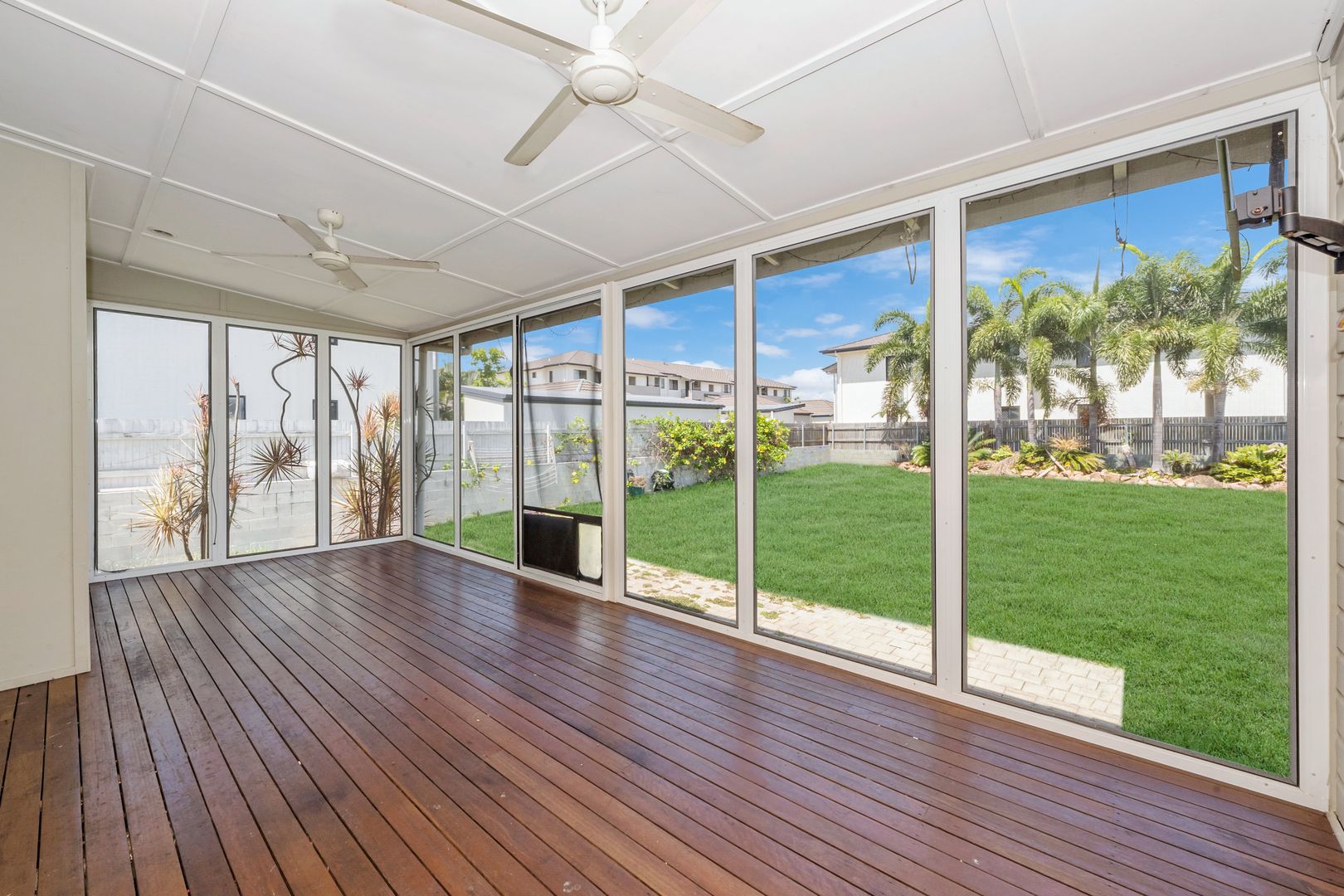 26 Henry Street, West End QLD 4810, Image 2