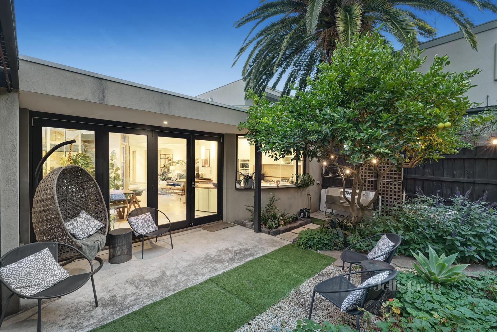 4 bedrooms House in 22 Wordsworth Street ST KILDA VIC, 3182