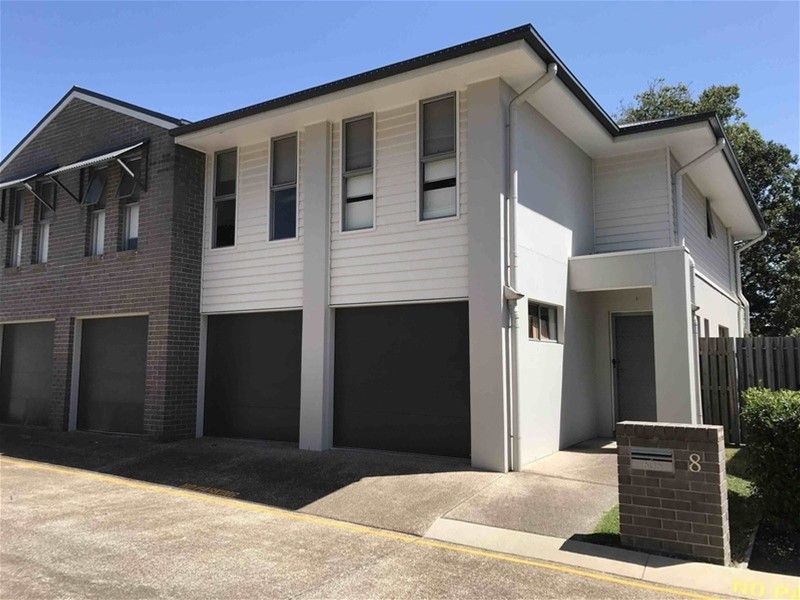 4 bedrooms Townhouse in 605/8 WIN STREET EIGHT MILE PLAINS QLD, 4113