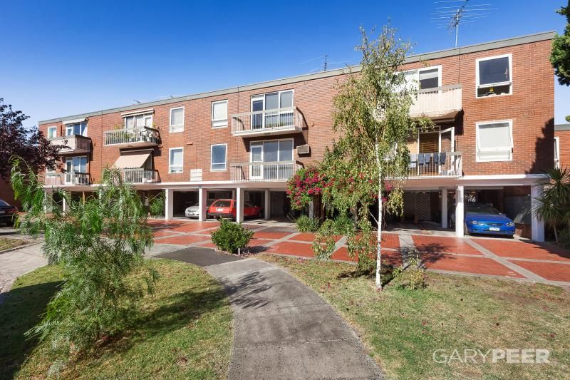 17/1 Whitehall Court, Caulfield North VIC 3161