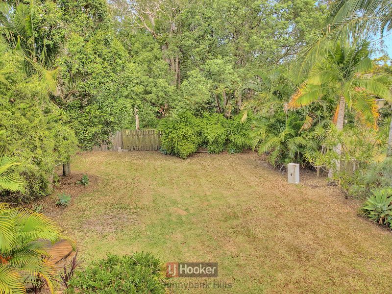 6 Christopher Street, SUNNYBANK HILLS QLD 4109, Image 2