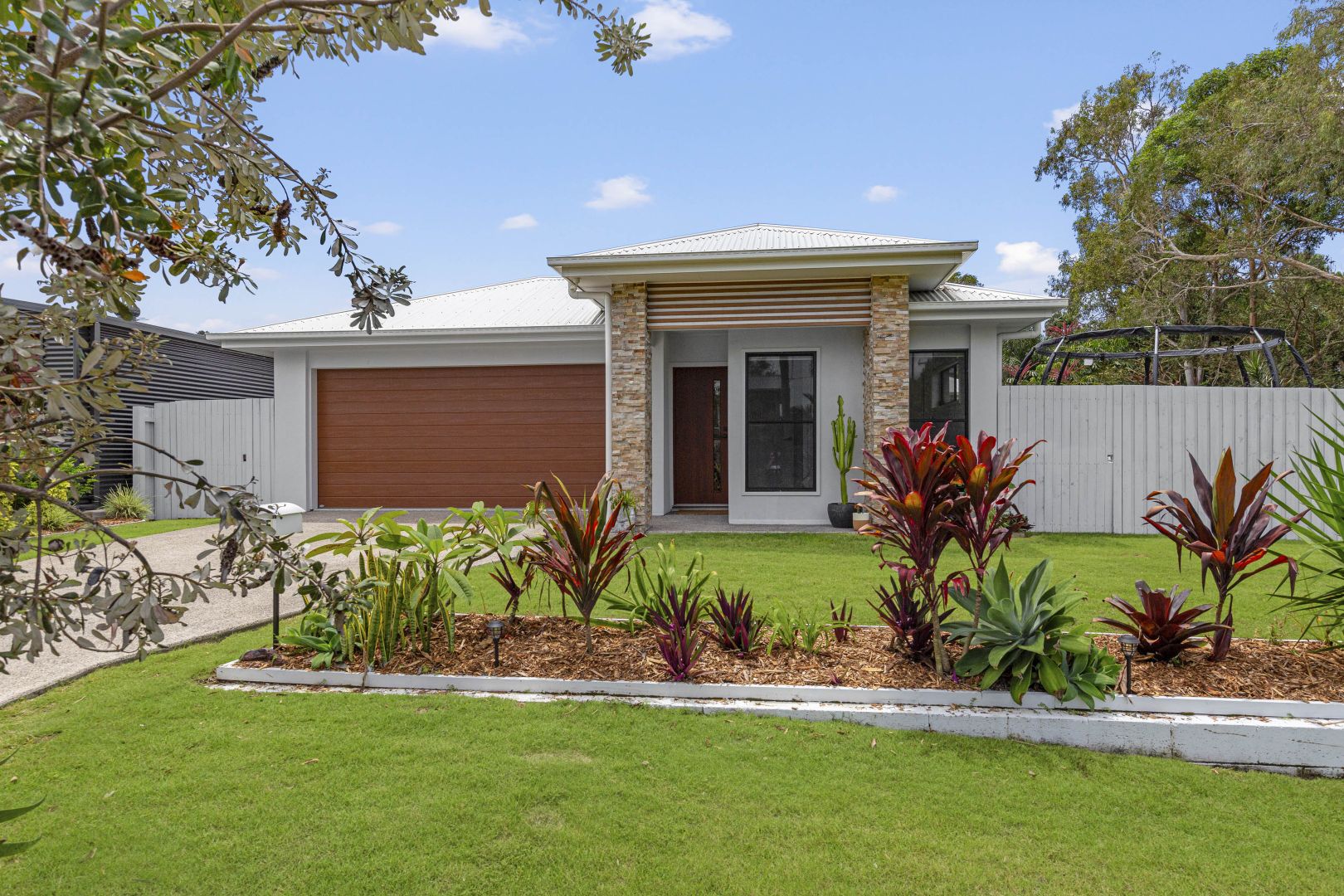 25 Margaret Street, Beachmere QLD 4510, Image 2