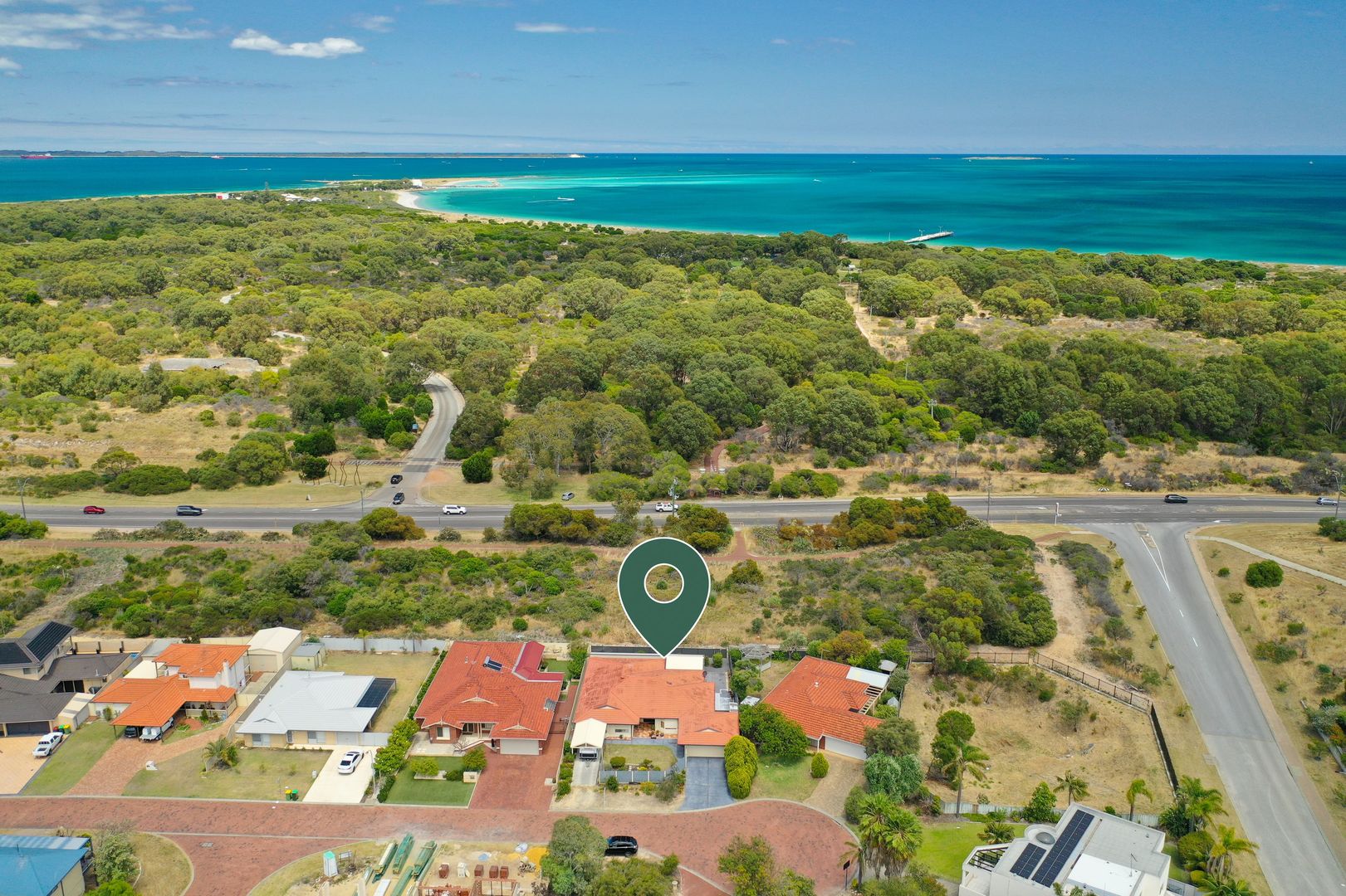 19 Maritime Terrace, Coogee WA 6166, Image 2