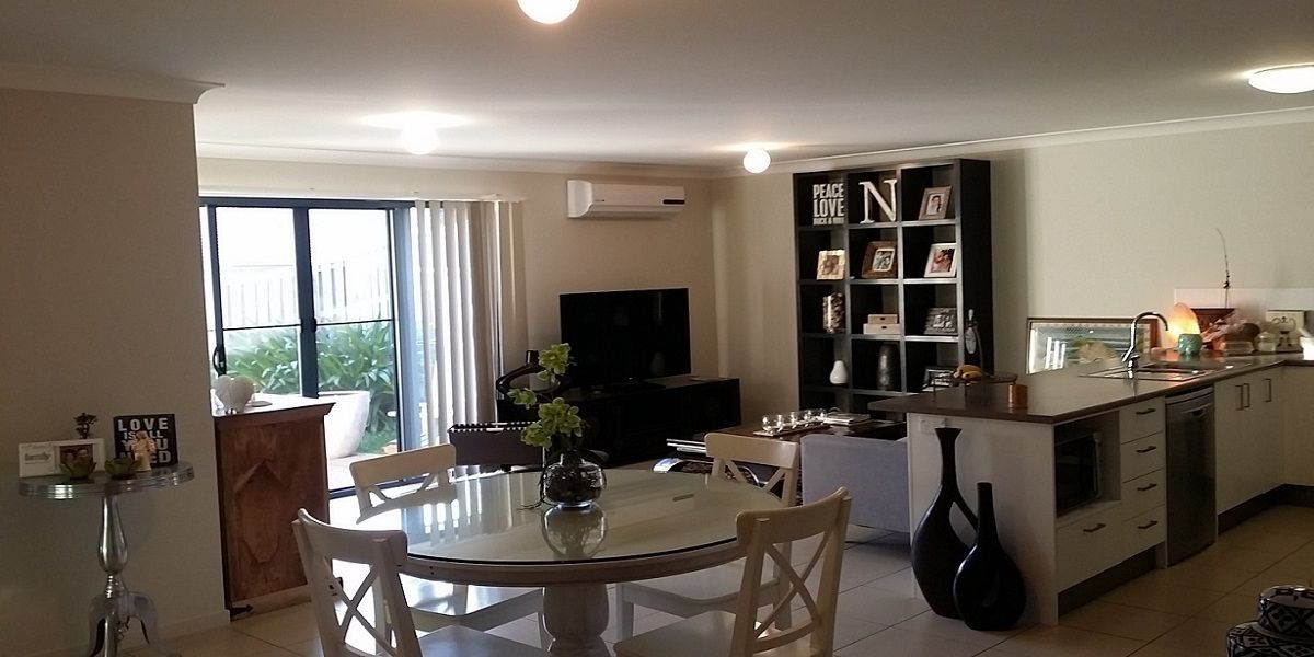 3 bedrooms Semi-Detached in 55 Wunburra Circle PACIFIC PINES QLD, 4211