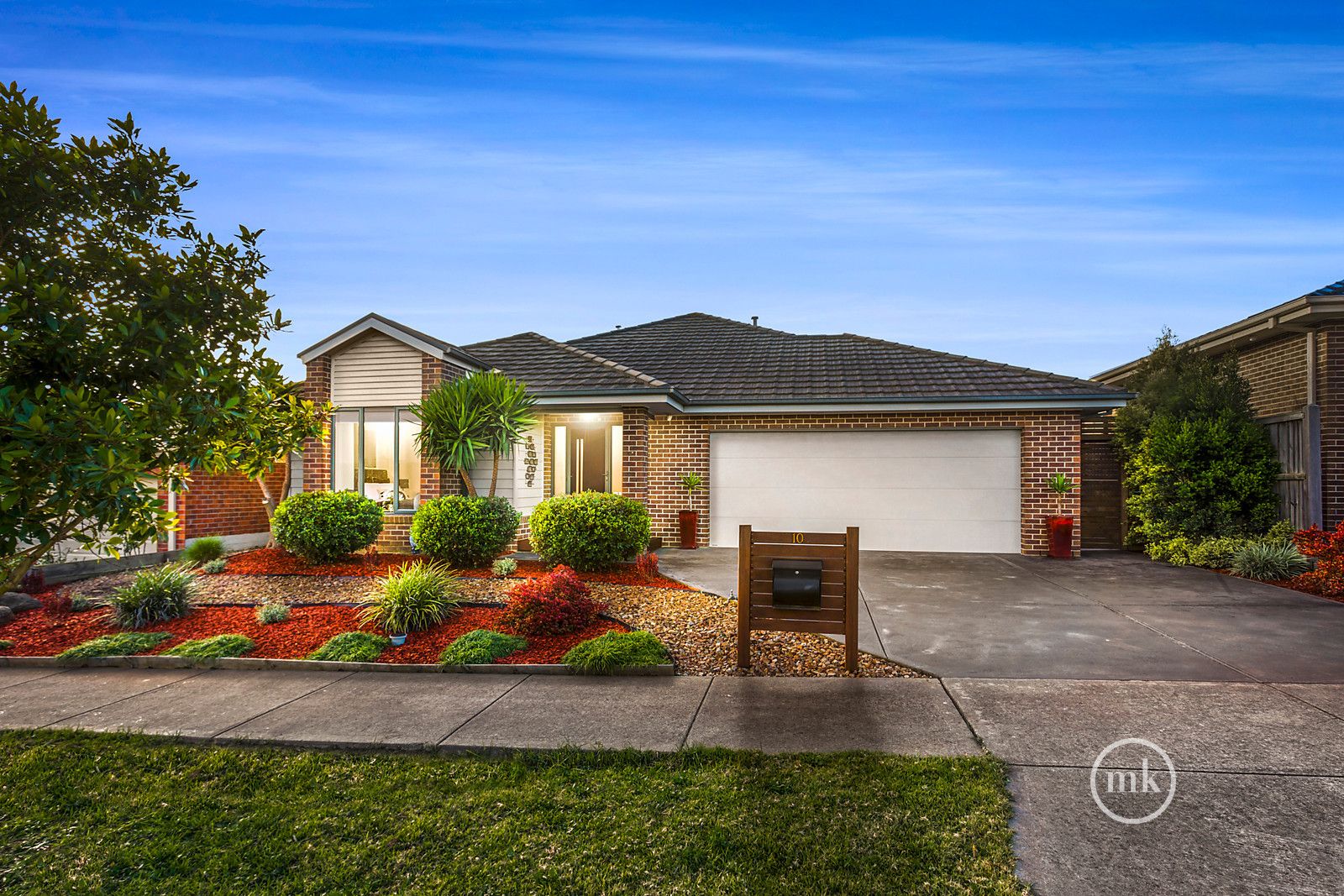 10 Breenview Place, Doreen VIC 3754, Image 0