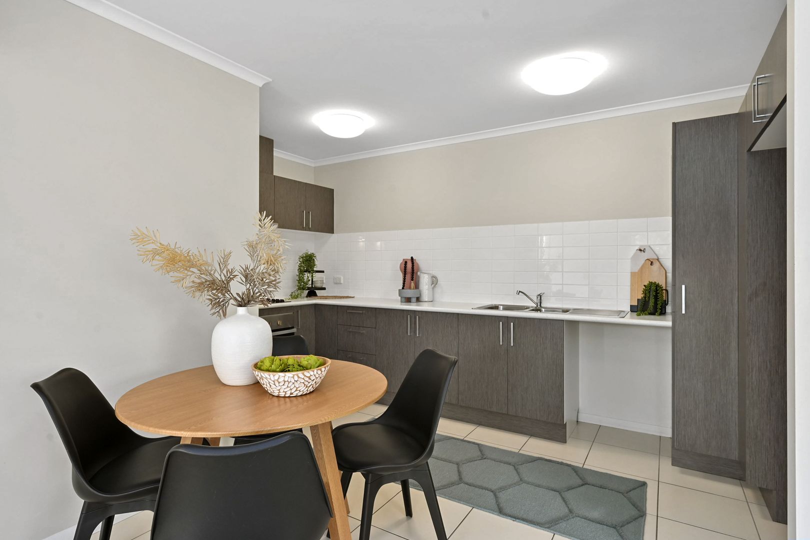 8/1 Darter Street, Oonoonba QLD 4811, Image 2