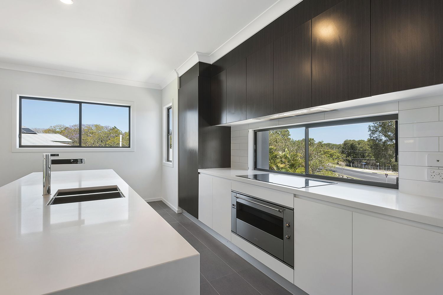3 bedrooms Townhouse in 12/50-54 Norman Ave NORMAN PARK QLD, 4170