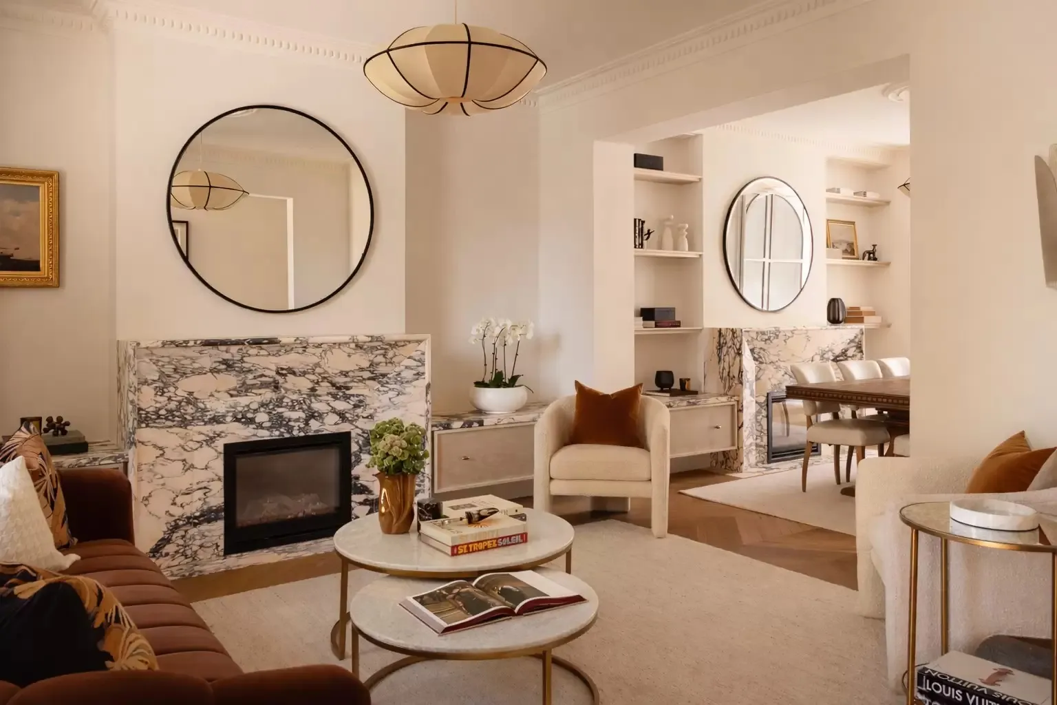 Standout Luxurious Terrace Exquisitely Renovated for Premier Living - Widok 3