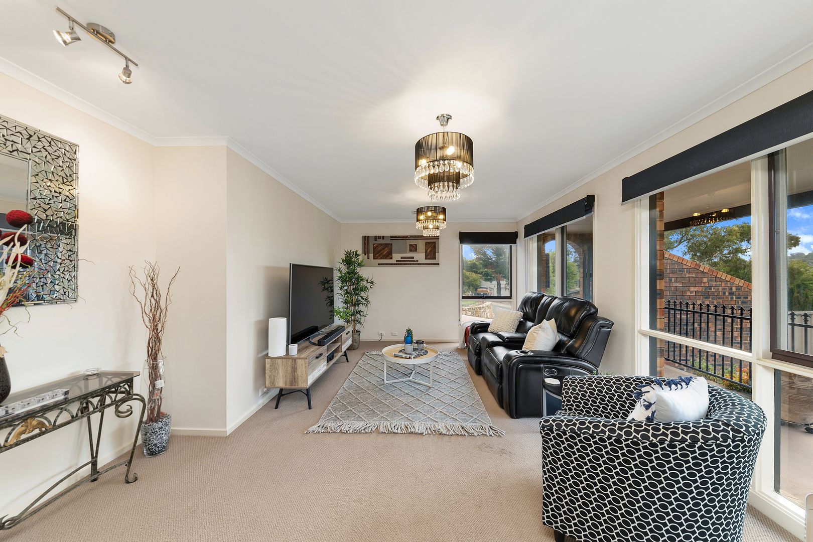 25 Max Henry Crescent, Macarthur ACT 2904, Image 1