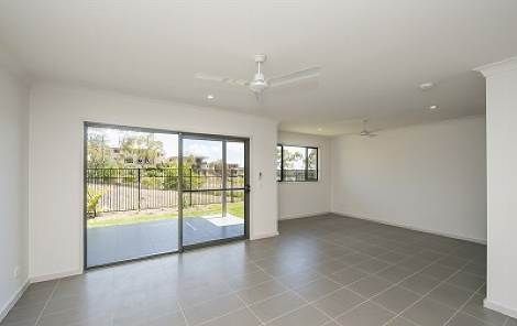 3 bedrooms Townhouse in 36/42 Glen Eden Drive GLEN EDEN QLD, 4680