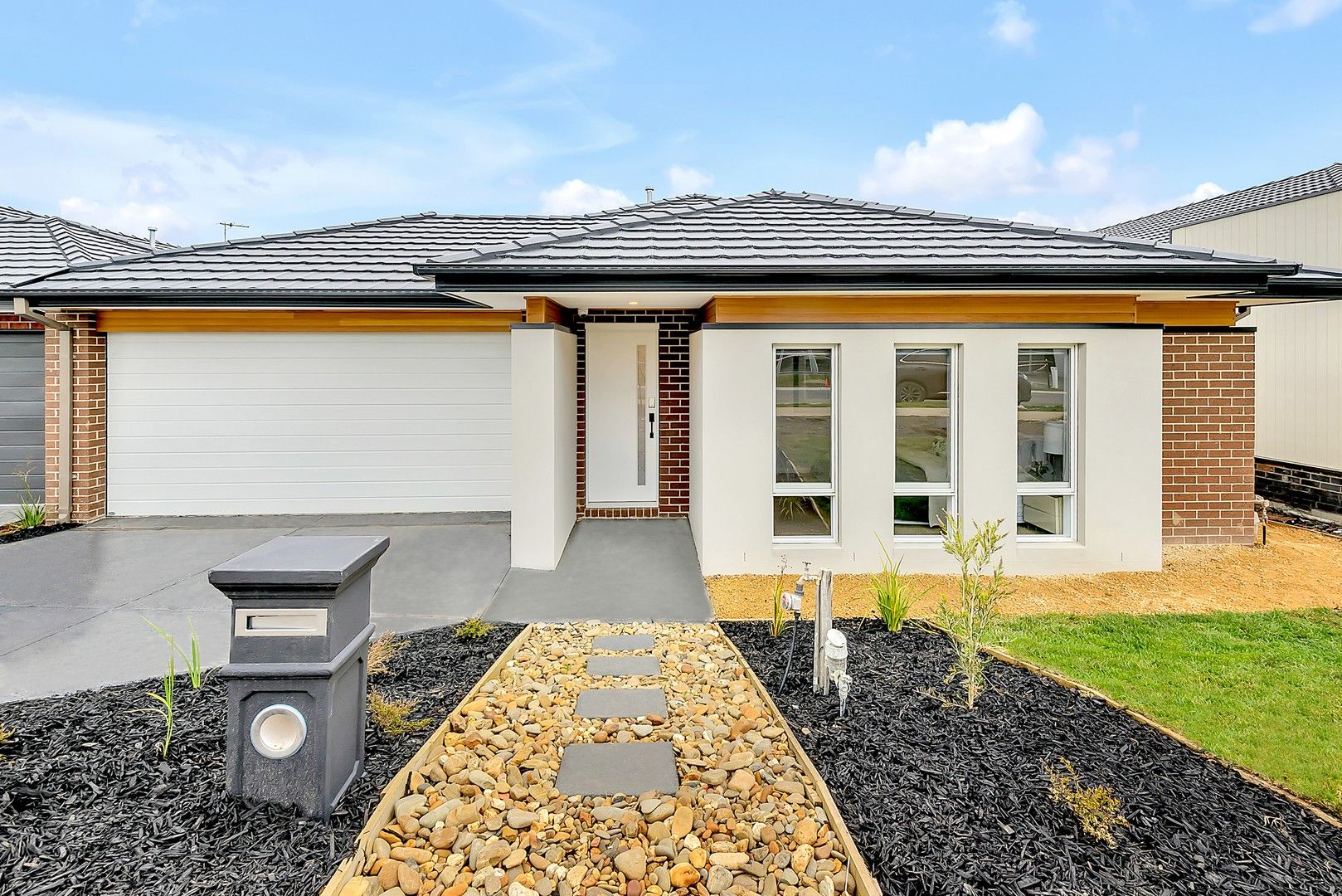 4 bedrooms House in Lot 134 Willowleaf Street BEVERIDGE VIC, 3753