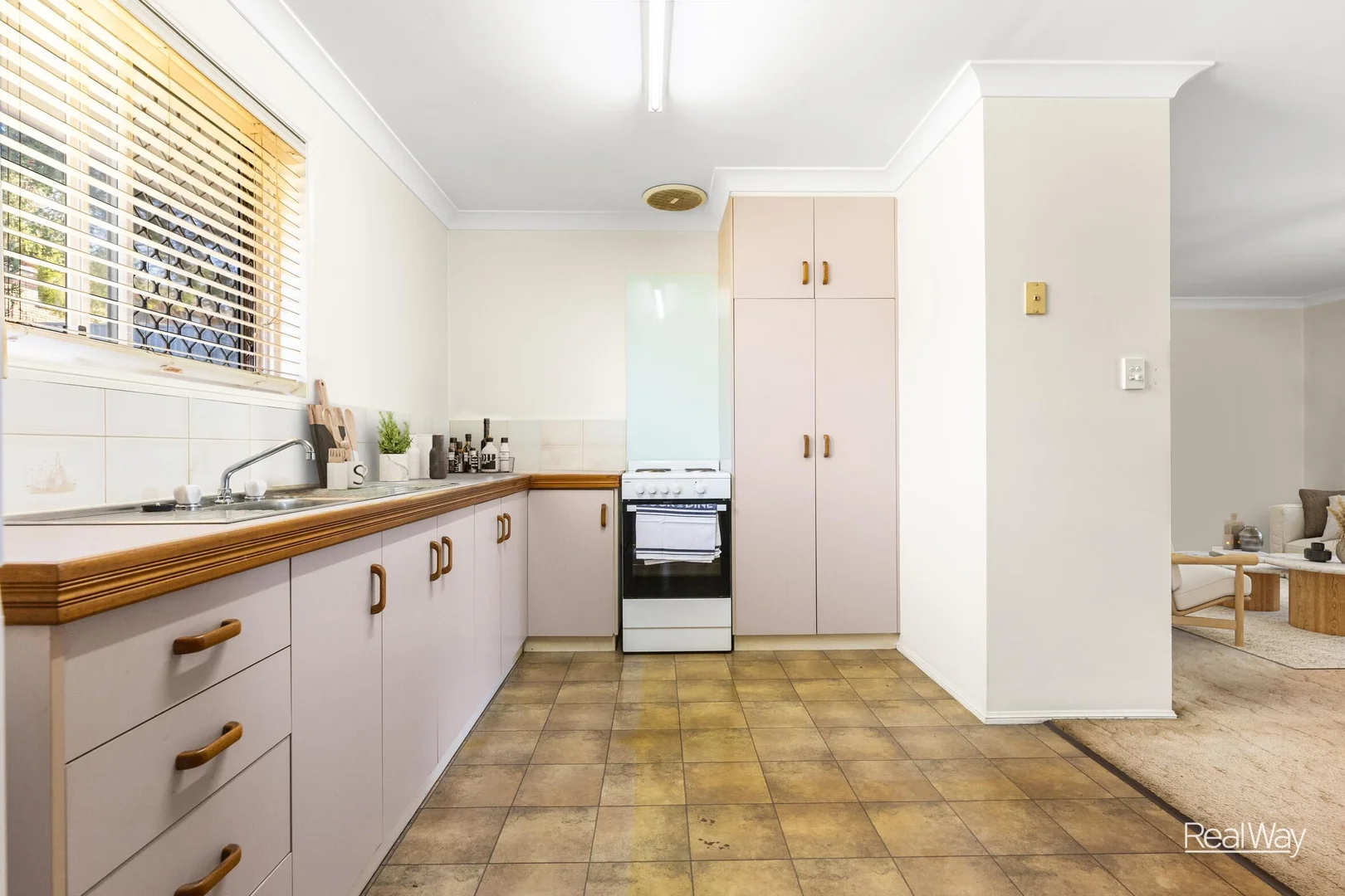 Additional image 3 of 2/330 Spring Street, Kearneys Spring QLD 4350