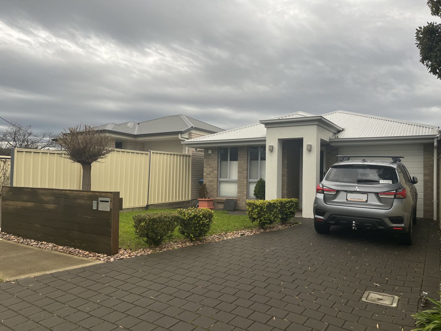 9 Harrison Grove, Northfiel Property History & Address Research Domain