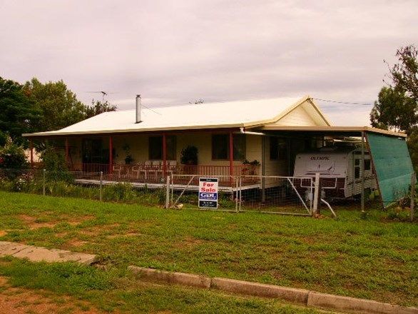 22 Ford Street, TAROOM QLD 4420, Image 0