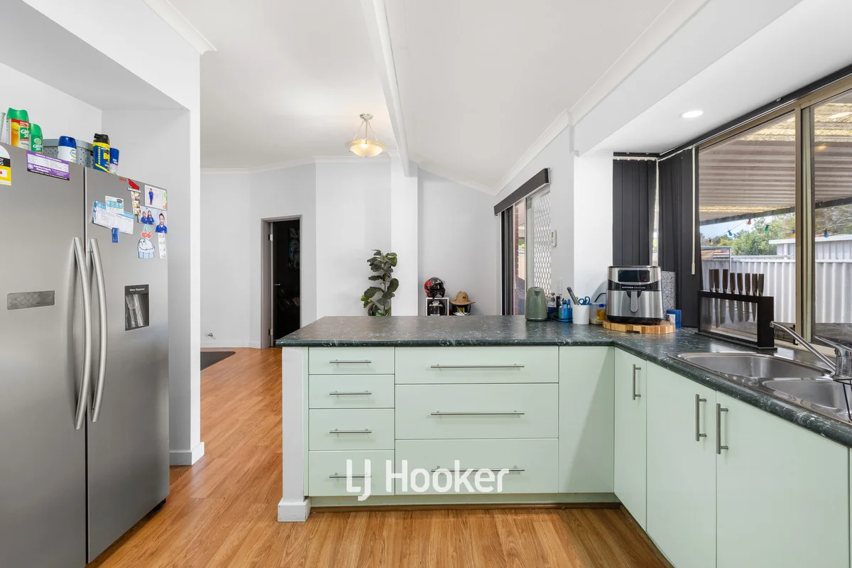 Additional image 9 of 16 Hertford Elbow, College Grove WA 6230