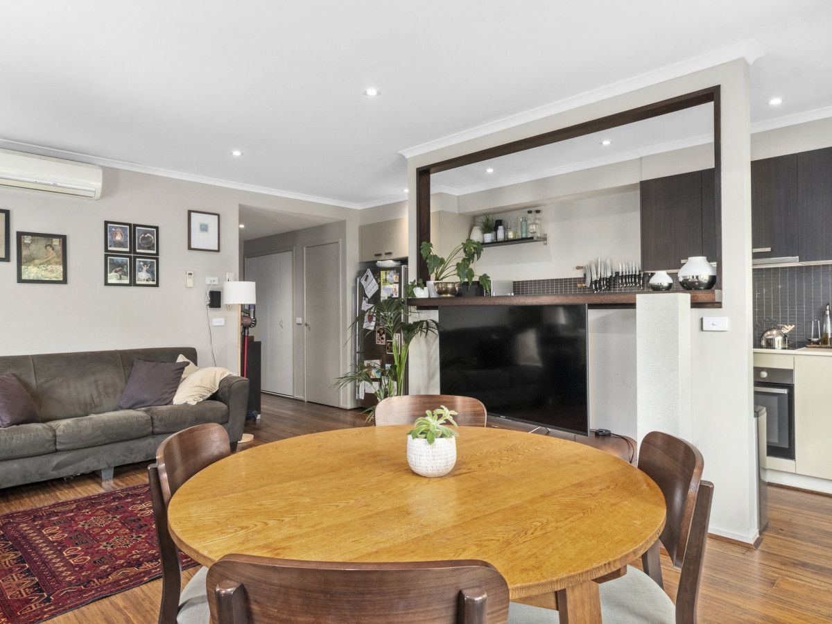 8/24 Ijong Street, Braddon ACT 2612, Image 1