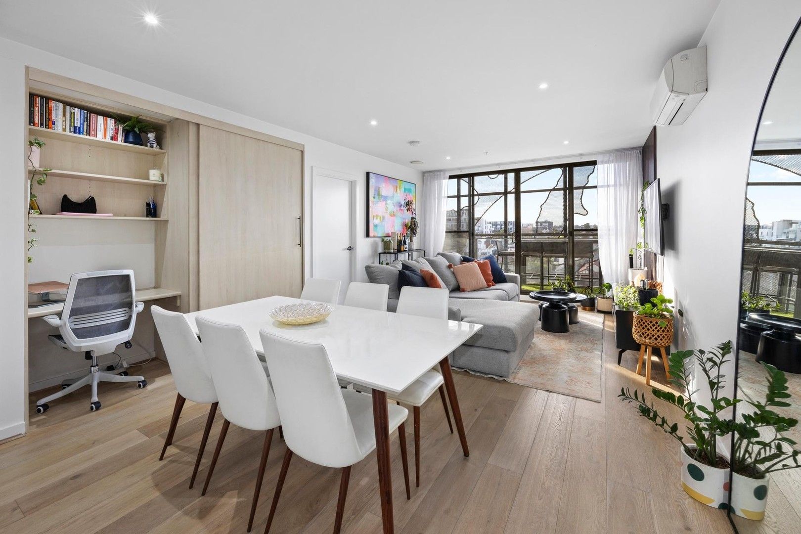 2 bedrooms Apartment / Unit / Flat in unit 306/13 Wellington Street ST KILDA VIC, 3182