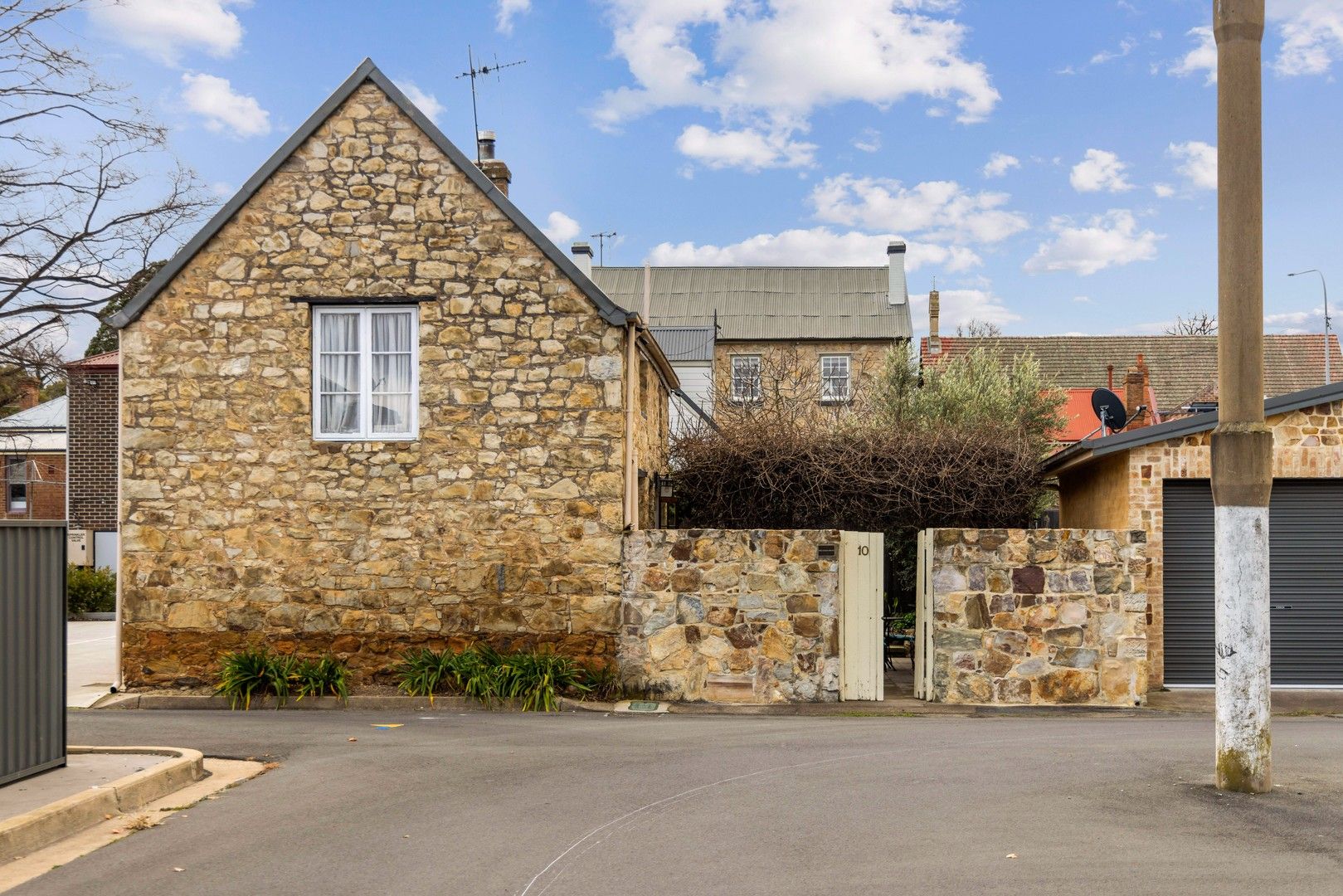 1 bedrooms House in 10 Cartwright Place GOULBURN NSW, 2580