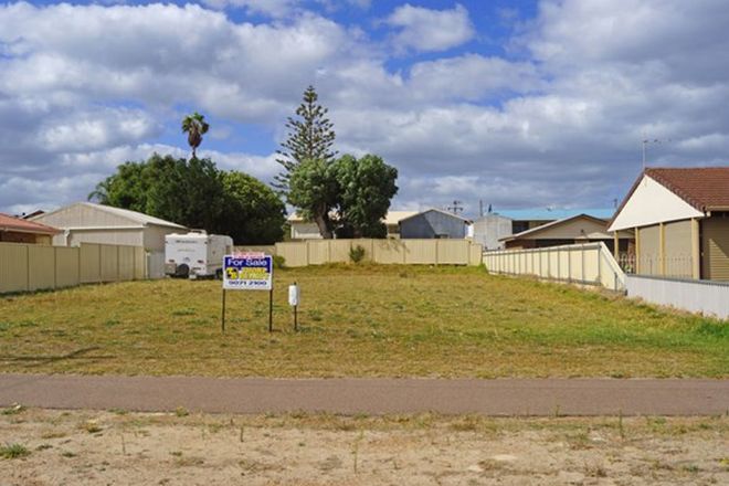 Picture of 30 Easton Road, CASTLETOWN WA 6450
