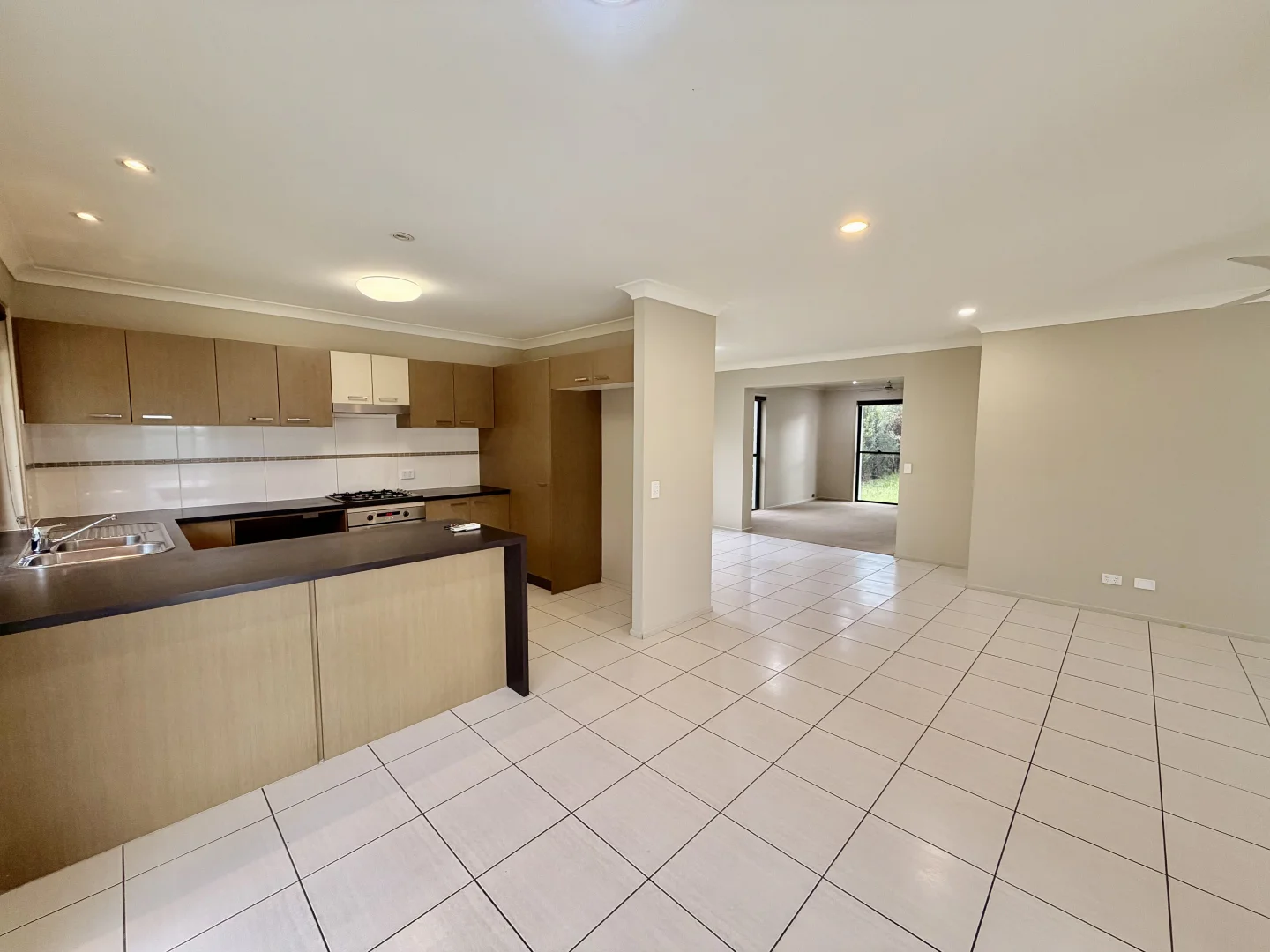 Additional image 24 of 17 Silver Dawn Crescent, Oxenford QLD 4210