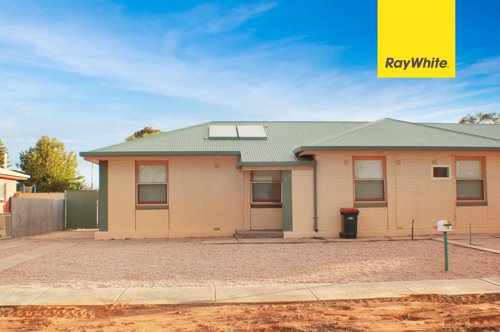 3 bedrooms House in 15 Dunsford Street WHYALLA STUART SA, 5608