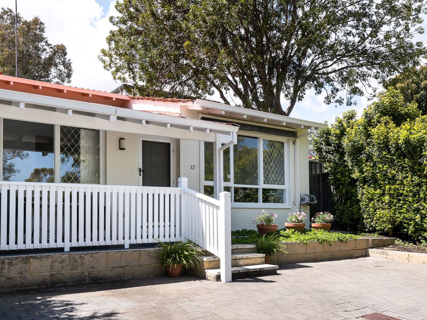 3 bedrooms House in 12 Links Court CLAREMONT WA, 6010