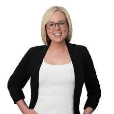 Nicole Gardner, Sales representative