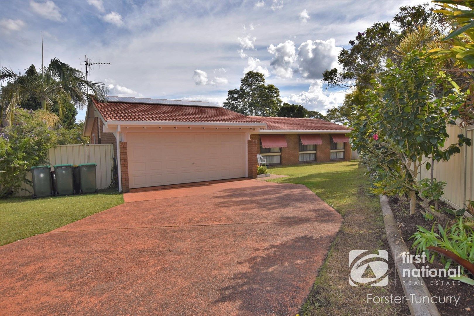 11 Morilla Place, Forster NSW 2428