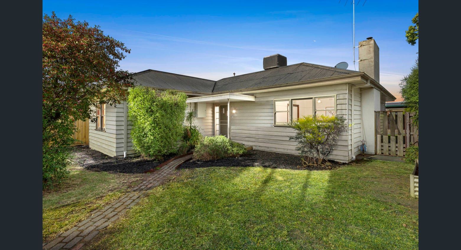 3 bedrooms House in 31 Read Street NEWTOWN VIC, 3220