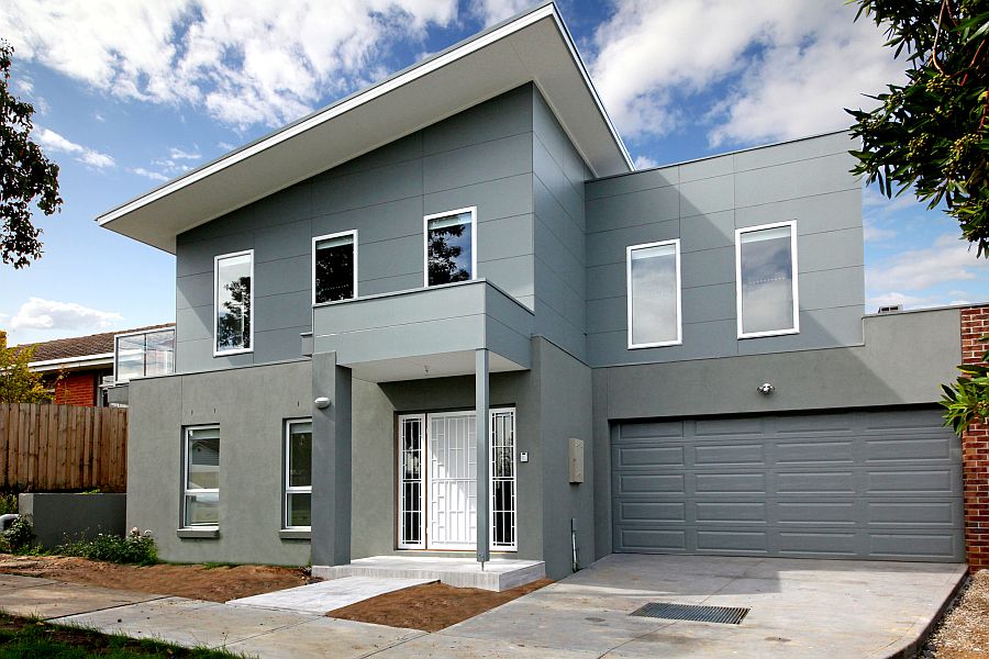 4 bedrooms Townhouse in 2/5 Lucerne Street ASHBURTON VIC, 3147