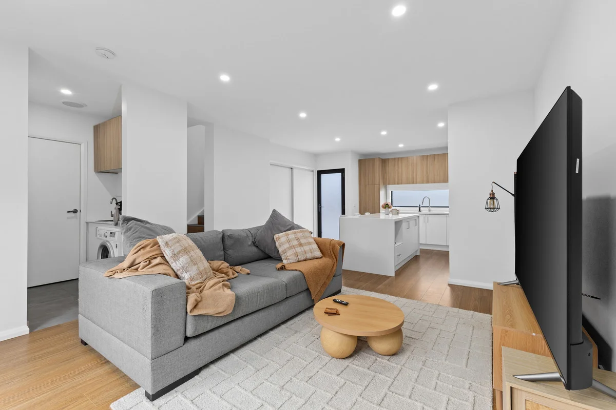 Additional image 5 of 2/16 Reservoir Road, Moe VIC 3825