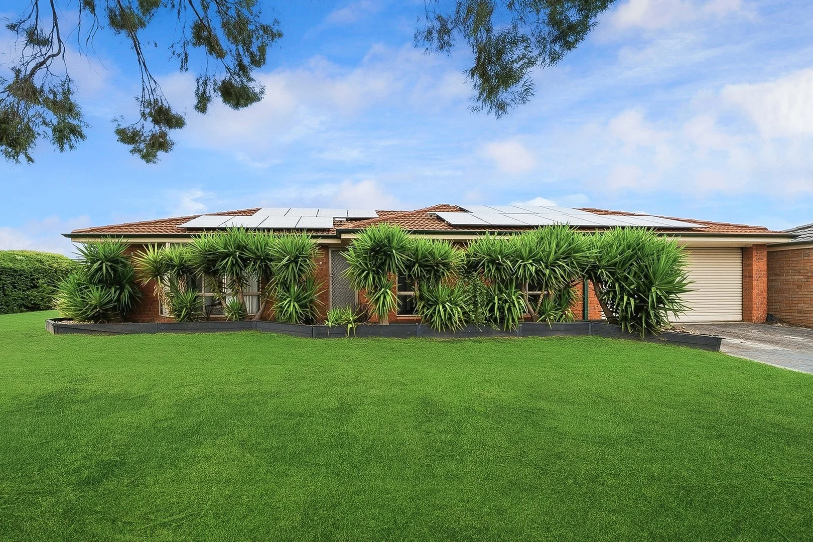 2 Marisa Place, Pakenham VIC 3810