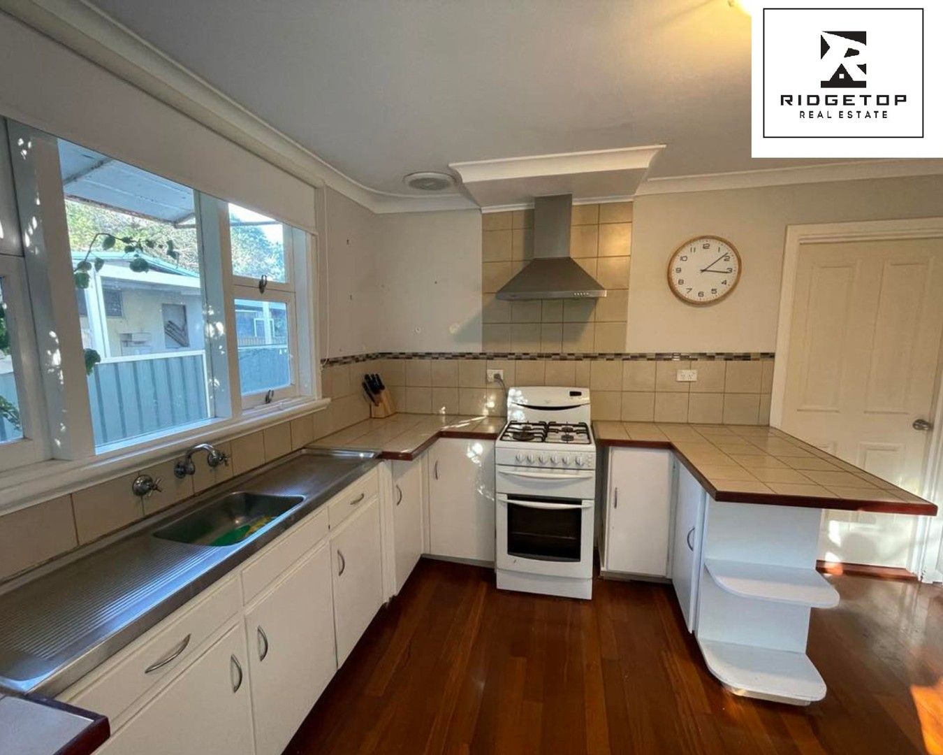 2 bedrooms House in 8 Darbal Road GREENFIELDS WA, 6210