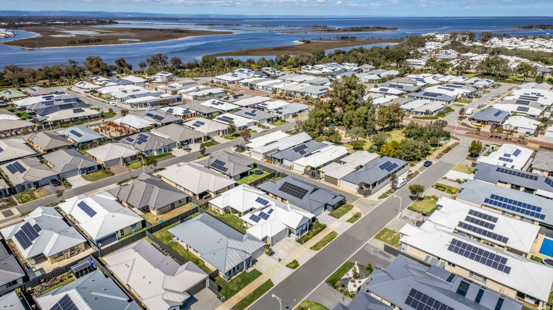 14 Currawong Way, Erskine WA 6210 Domain