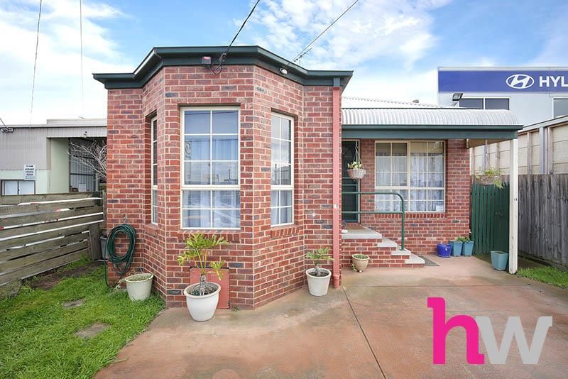 18 Westbourne Place, Newtown VIC 3220, Image 0