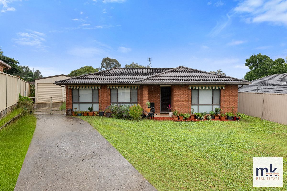 4 bedrooms House in 9 Wignell Place MOUNT ANNAN NSW, 2567