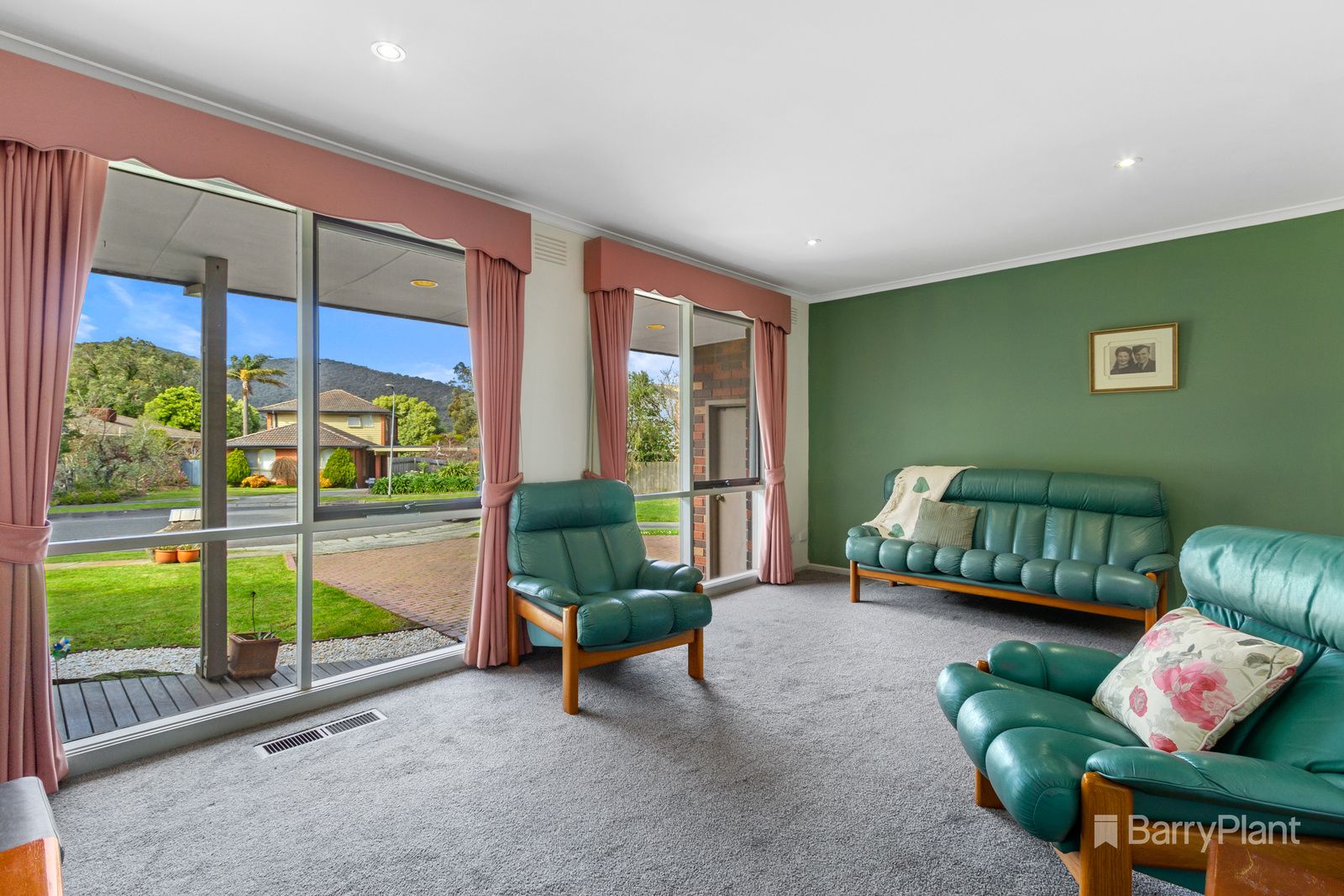 10 Eugenia Court, Boronia VIC 3155, Image 1