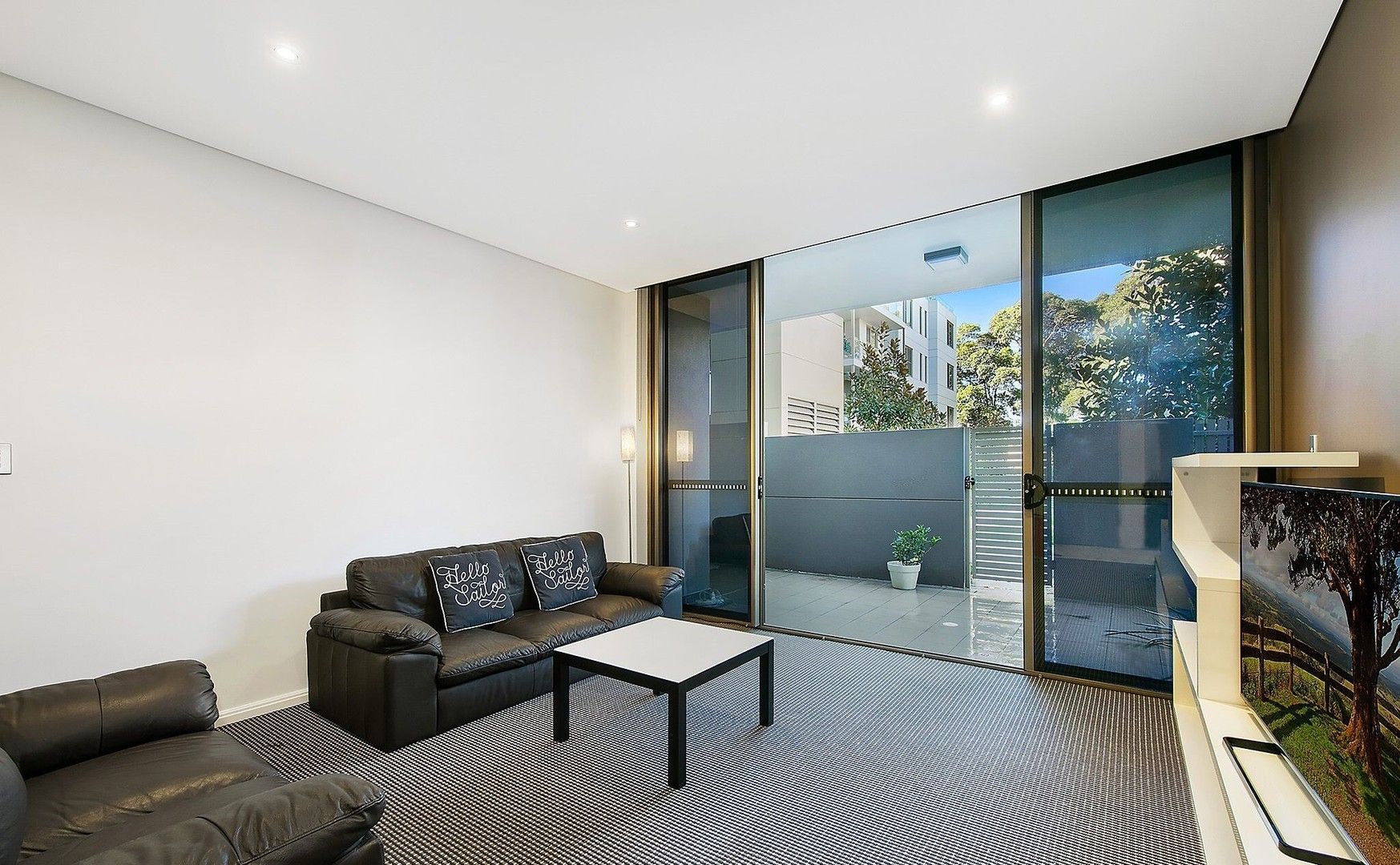 2 bedrooms Apartment / Unit / Flat in 23/132 Killeaton Street ST IVES NSW, 2075