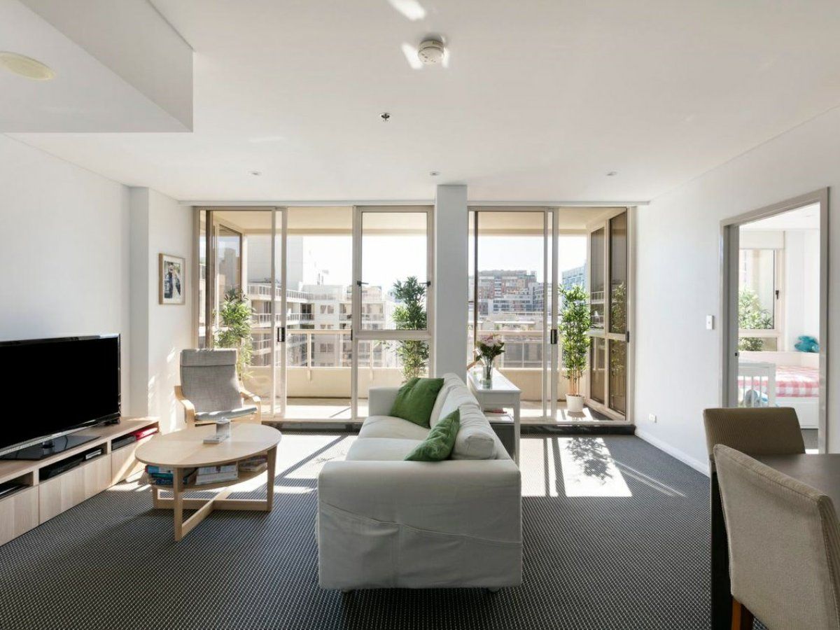 2 bedrooms Apartment / Unit / Flat in C33/8 Lachlan Street WATERLOO NSW, 2017
