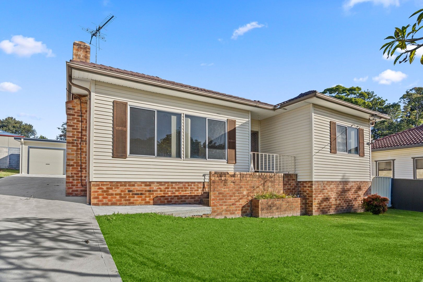 35 Bassett Street, Fairy Meadow NSW 2519, Image 0