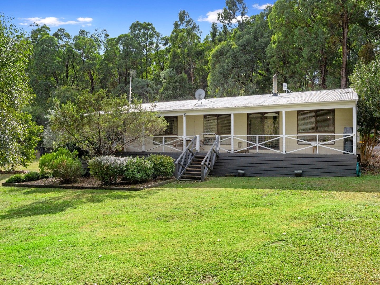 13 Buxton-Marysville Road, Buxton VIC 3711, Image 0