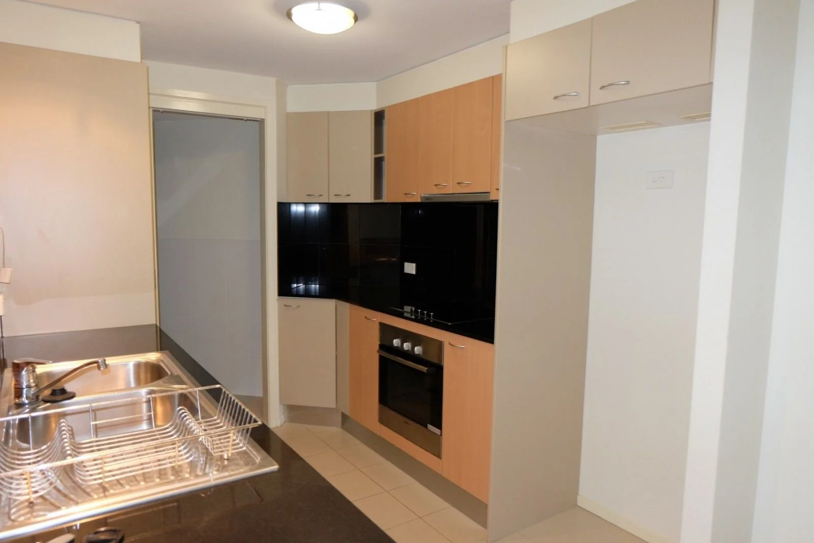 Additional image 6 of ID:21174060/21-31 Cypress Avenue, Surfers Paradise QLD 4217