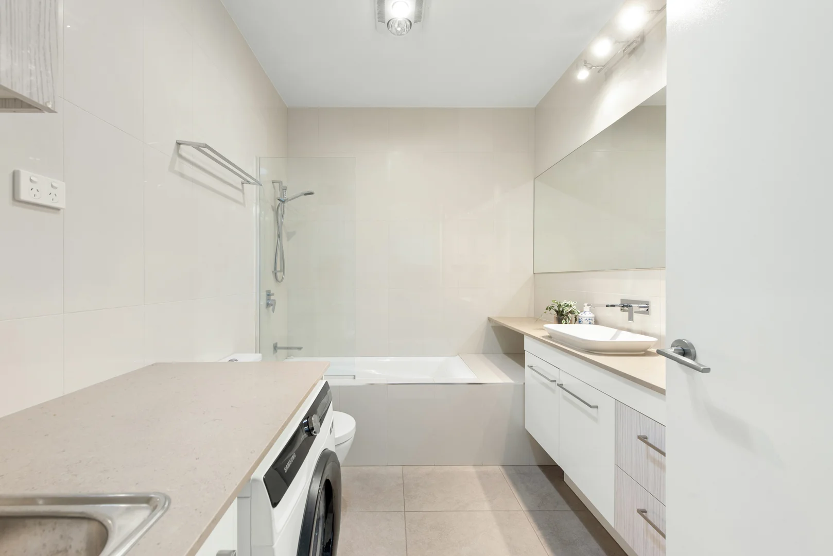 Additional image 15 of 10/25 Worden Street, Morningside QLD 4170