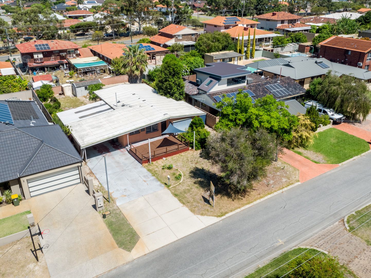 24 Hannaby Street, Dianella WA 6059, Image 2