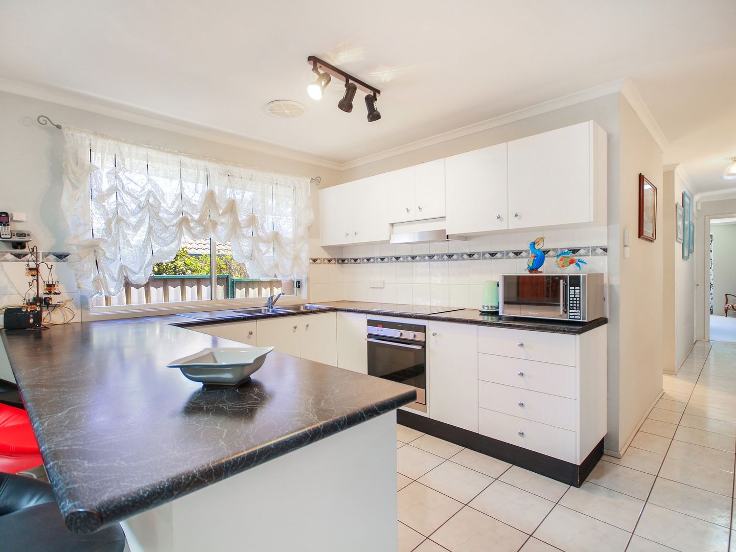 6 Claylands Drive, St Georges Basin NSW 2540, Image 2