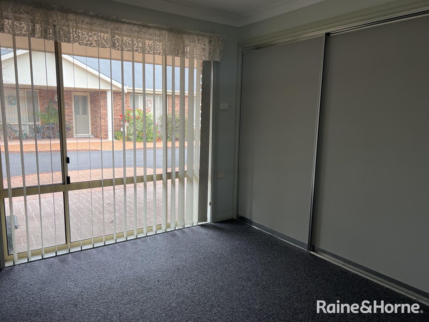 2/2628 Warraderry Street, Grenfell NSW 2810 House For Rent 300
